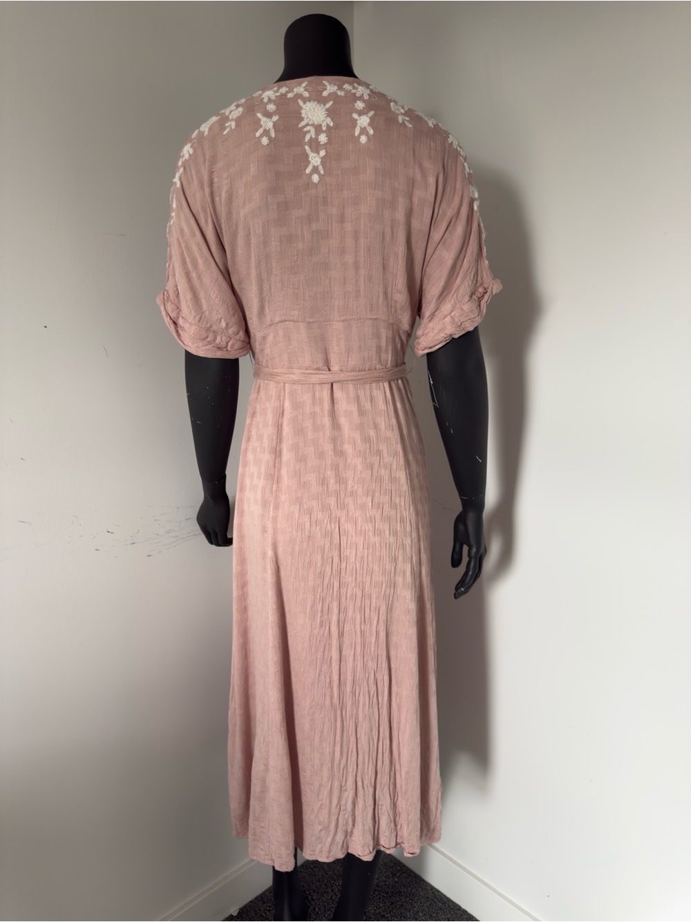 384. Free People "Love to Love You" midi dress Embroidered Button-Front Dress - Picture 8 of 10